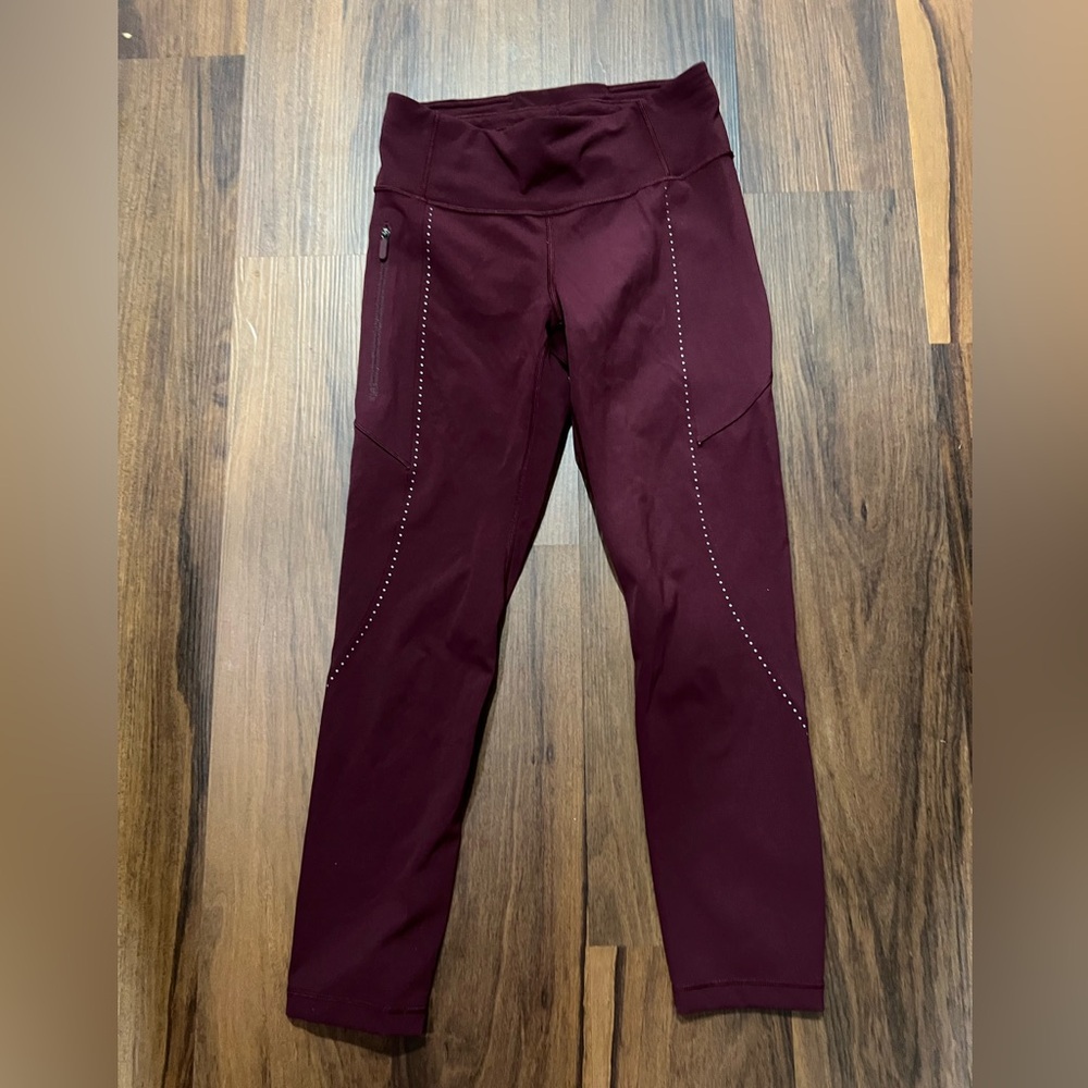 Lululemon Extra Mile Crop
